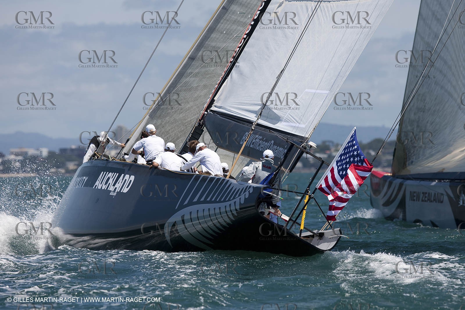 21 01 2009 - Auckland (NZL) -  Louis Vuitton Pacific Series - BMW ORACLE Racing - Training