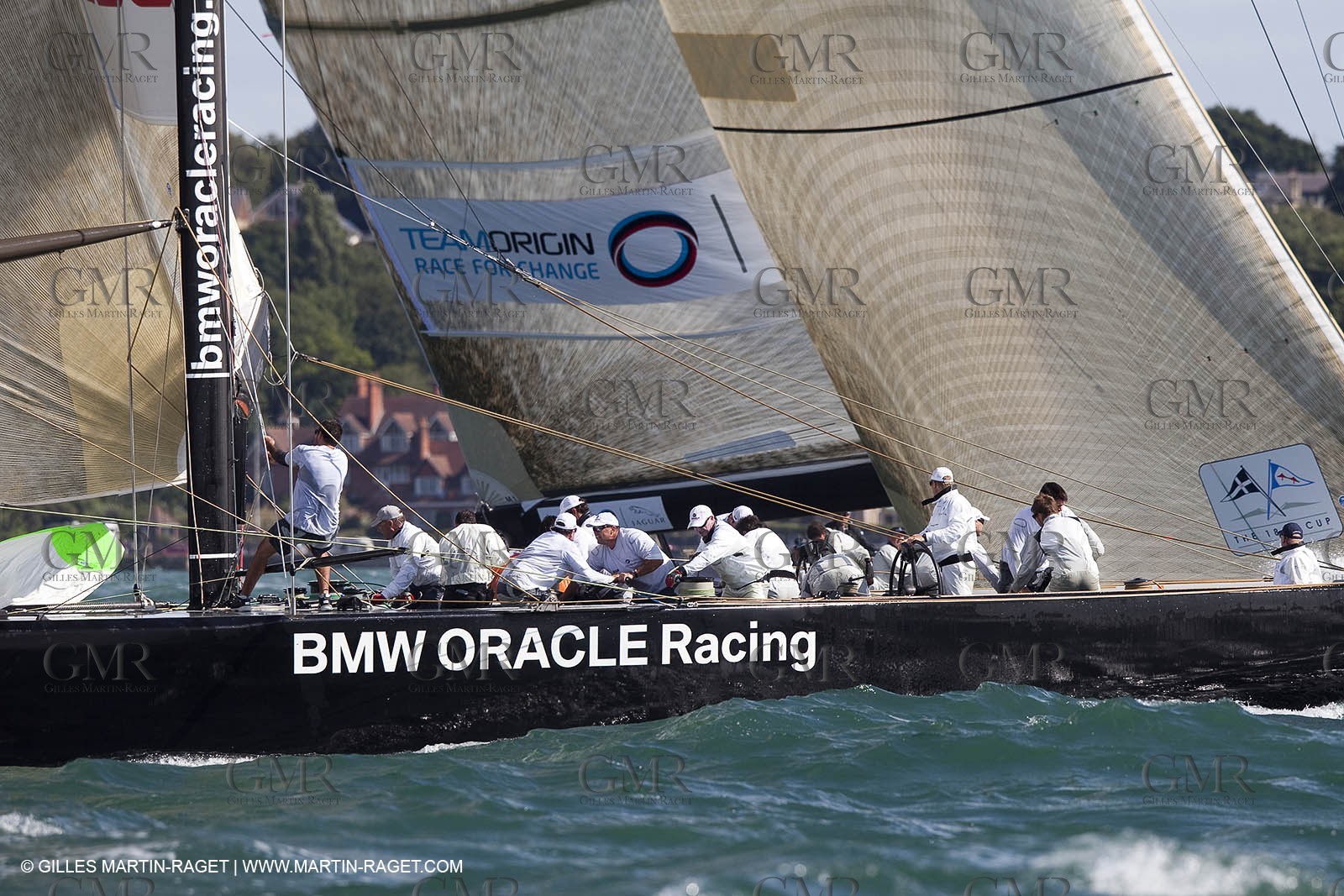 03 08 2010 - Cowes (UK, IOW) - The 1851 Cup -  BMW ORACLE Racing - Day 1.