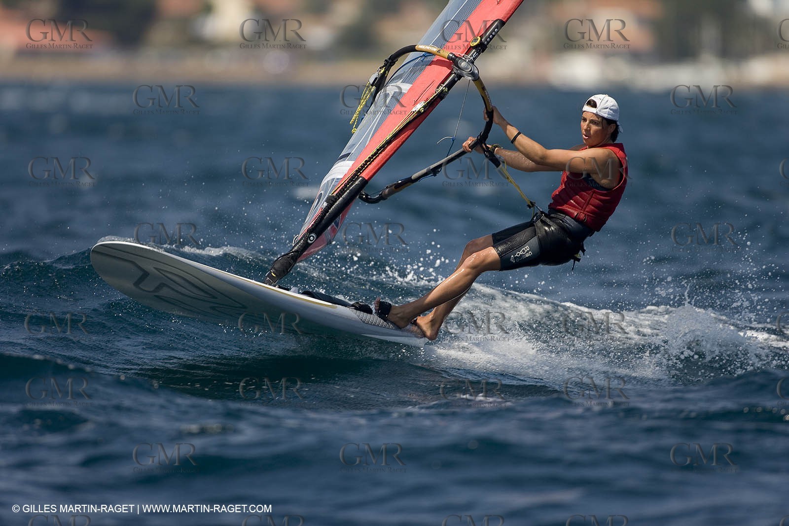 27 04 2007 - 2007 Semaine Olympique Française - Hyères (South of France) - Day 6 - Medal Race - Team France - RS:X : Picon Charline