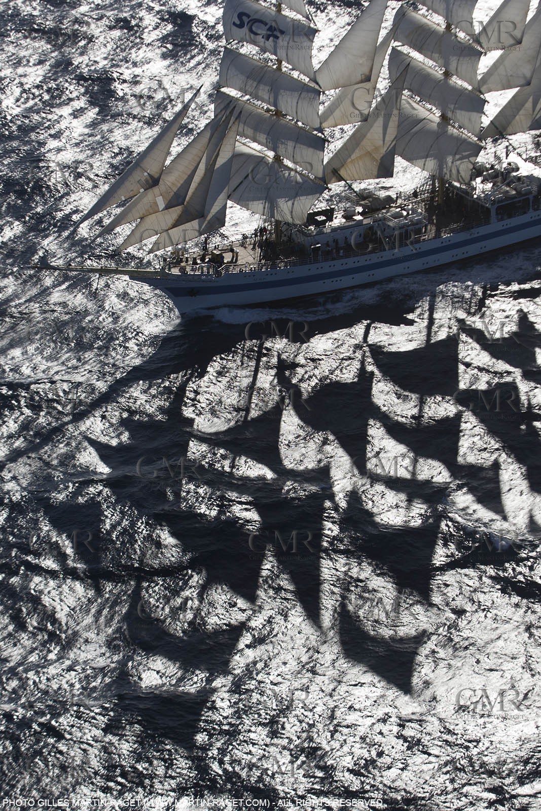 30 09 2013 - Toulon (FRA,83) - Toulon Voiles de Légende - Start towards La Spezia - MIR