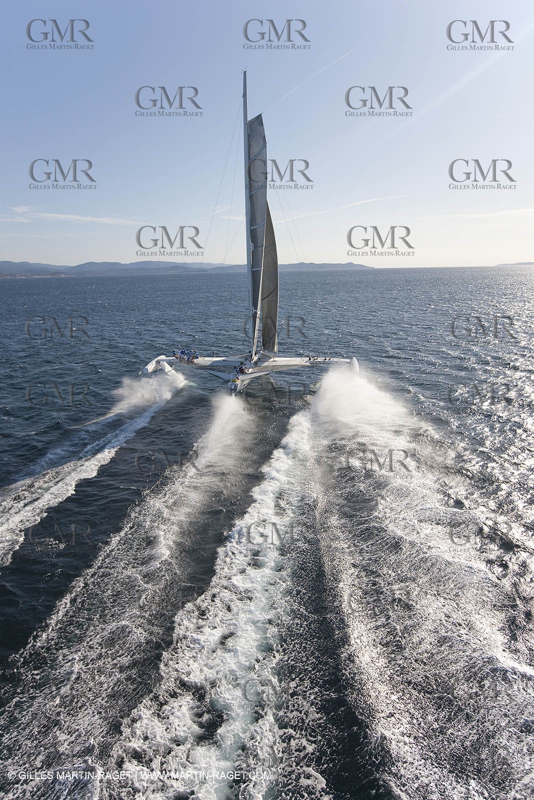 05 09 2009 - Hyères (FRA, 83) Hydroptère beat the overal sailing speed record with a run at 51,36 knts ( subjet to ratification by WSSRC)