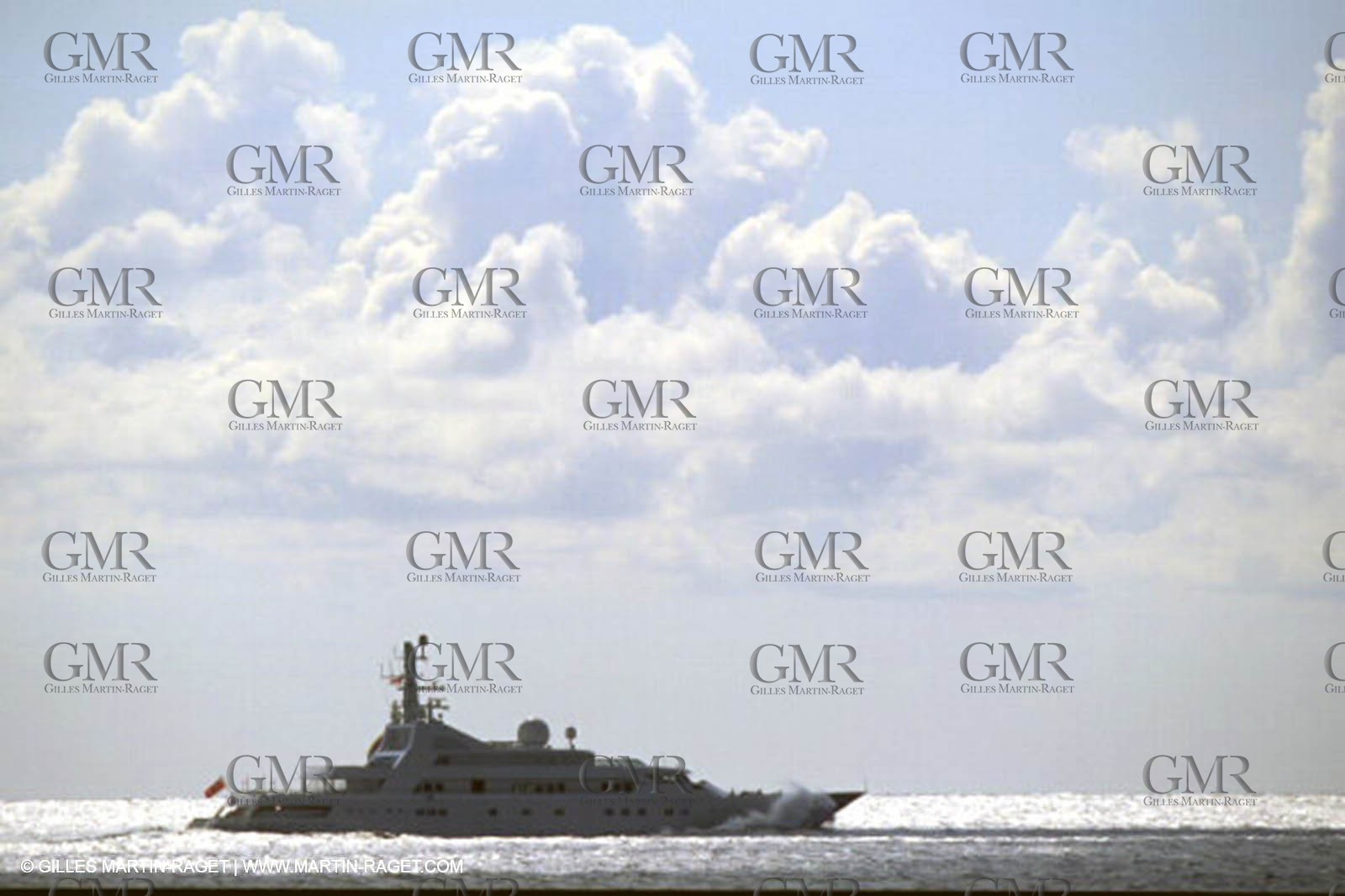 Motoryachts - SUPER YACHTS