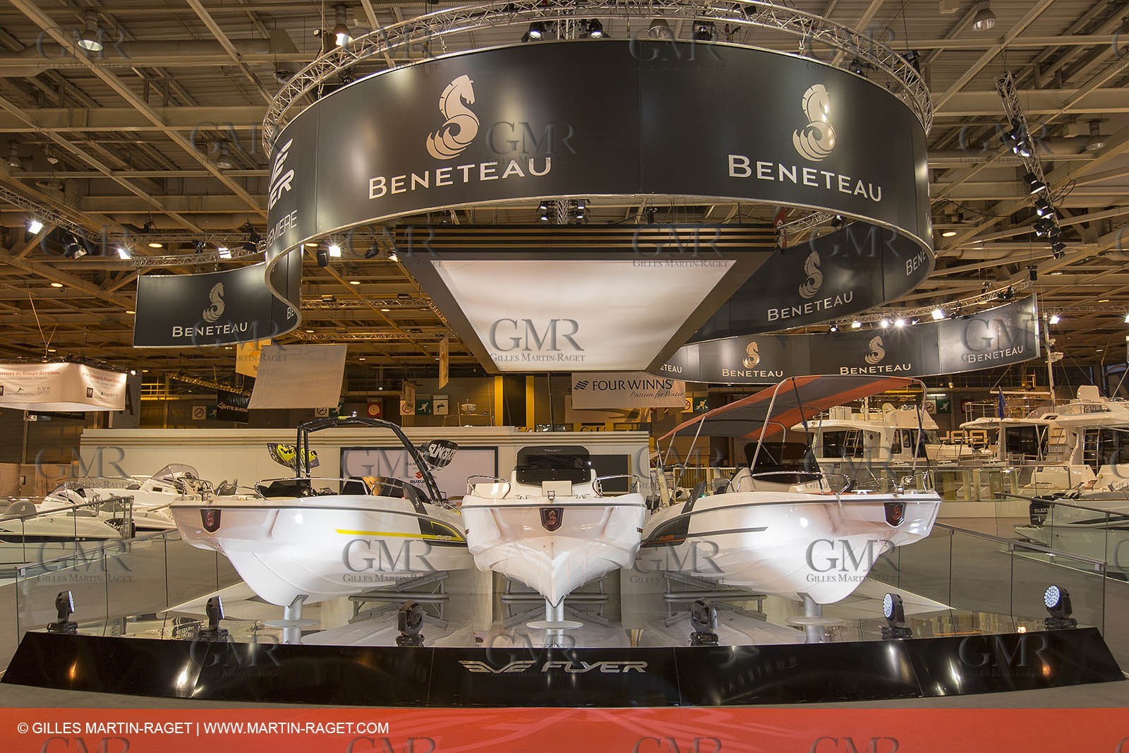 10 12 2013 - Paris (FRA,75) -Paris Boat Show - Beneteau booth