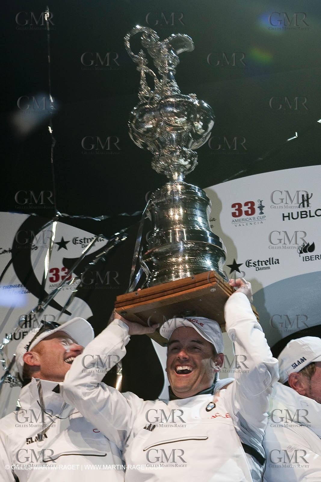 14 02 2010 - Valencia (ESP) - 33rd America's Cup - BMW ORACLE Racing - Race 2