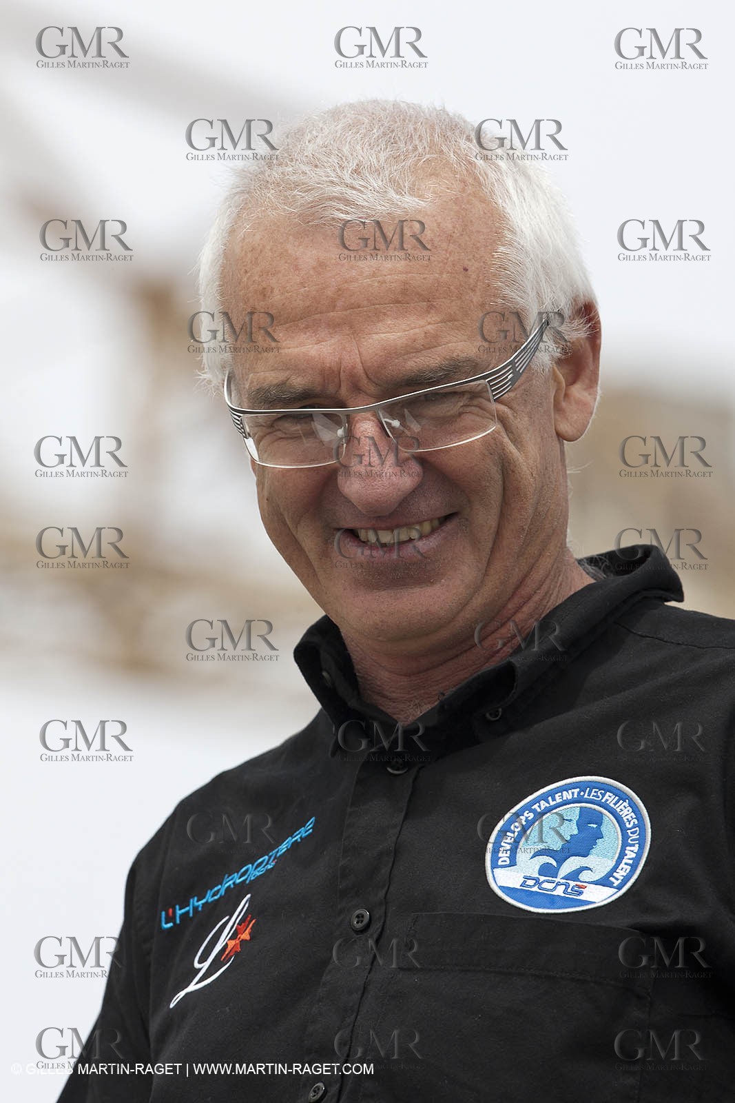 18 04 2012 - La Ciotat (FRA,13) - L'Hydroptère en préparation - Présentation du  nouvel équipage - Yves Parlier