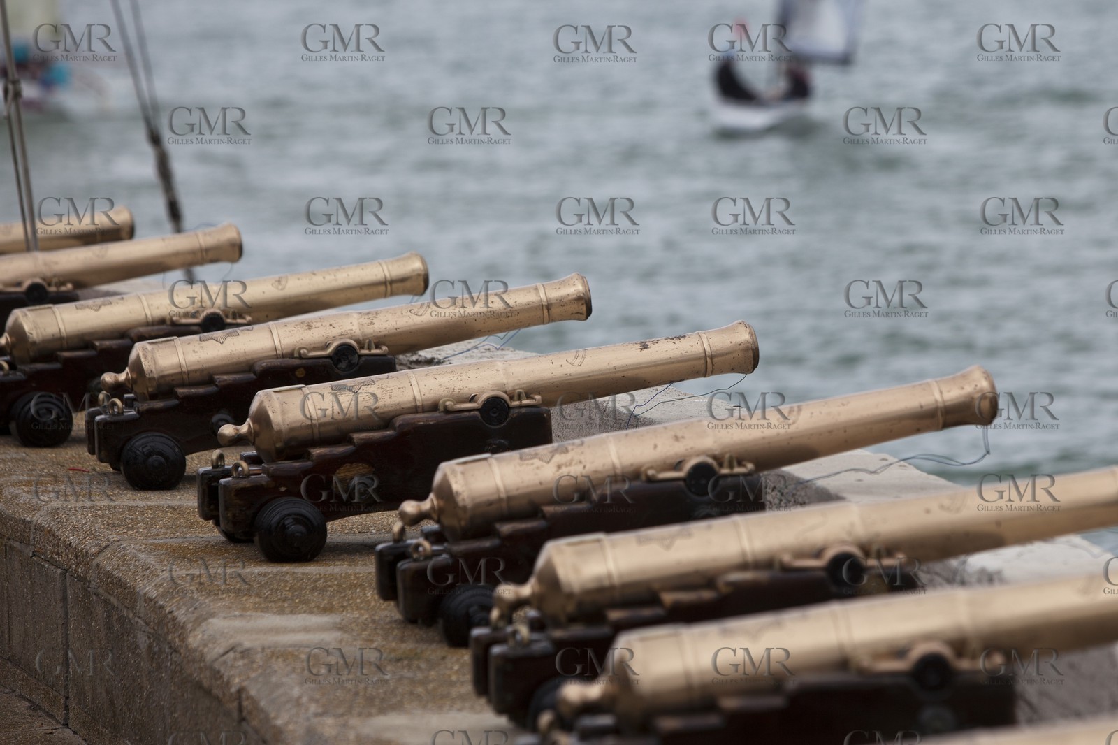 04 08 2010 - Cowes (UK, IOW) - The 1851 Cup -  BMW ORACLE Racing - Day 2.