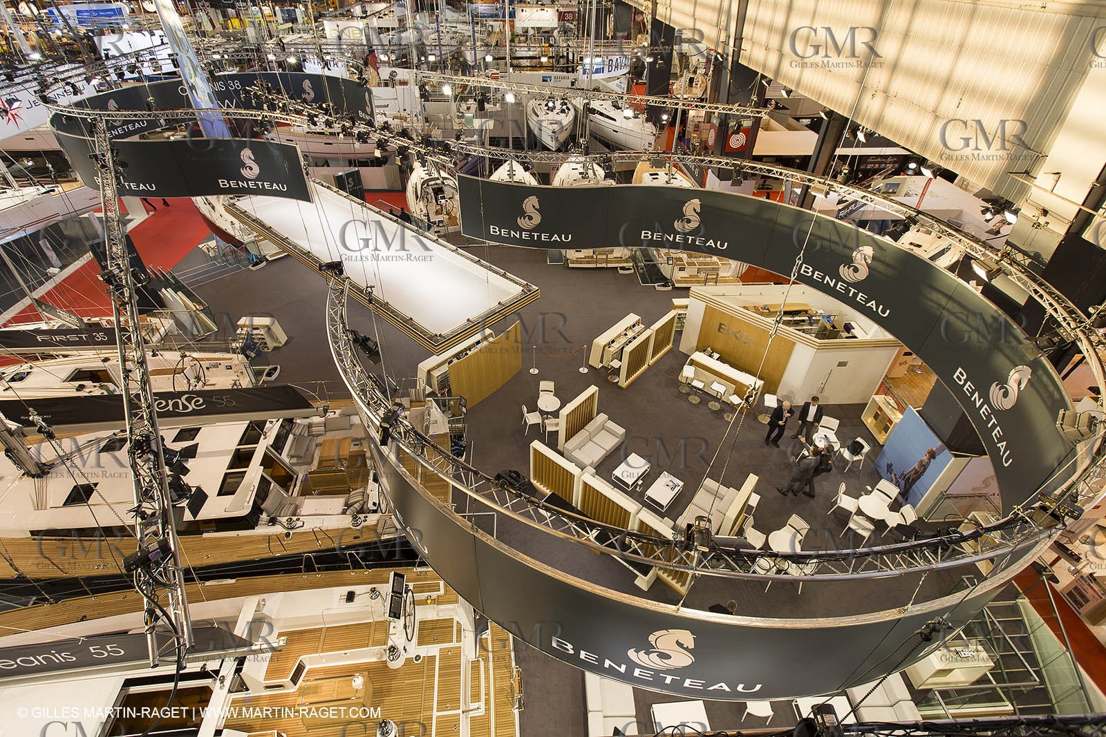 10 12 2013 - Paris (FRA,75) -Paris Boat Show - Beneteau booth
