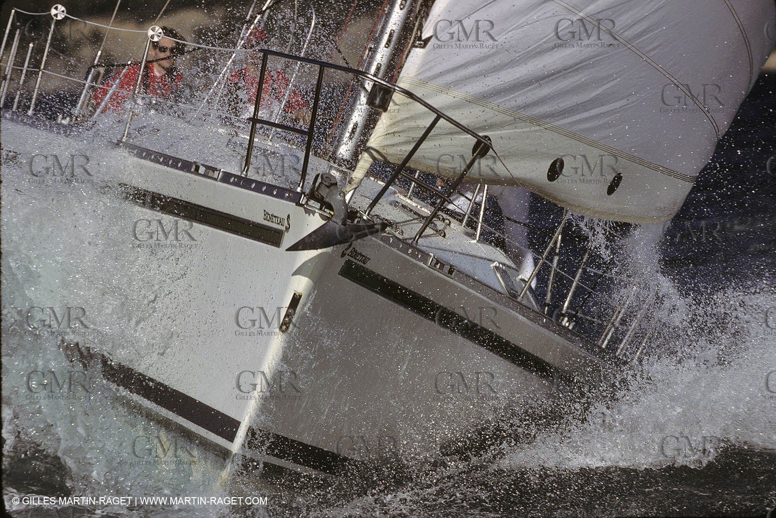 Crusing monohull sailing