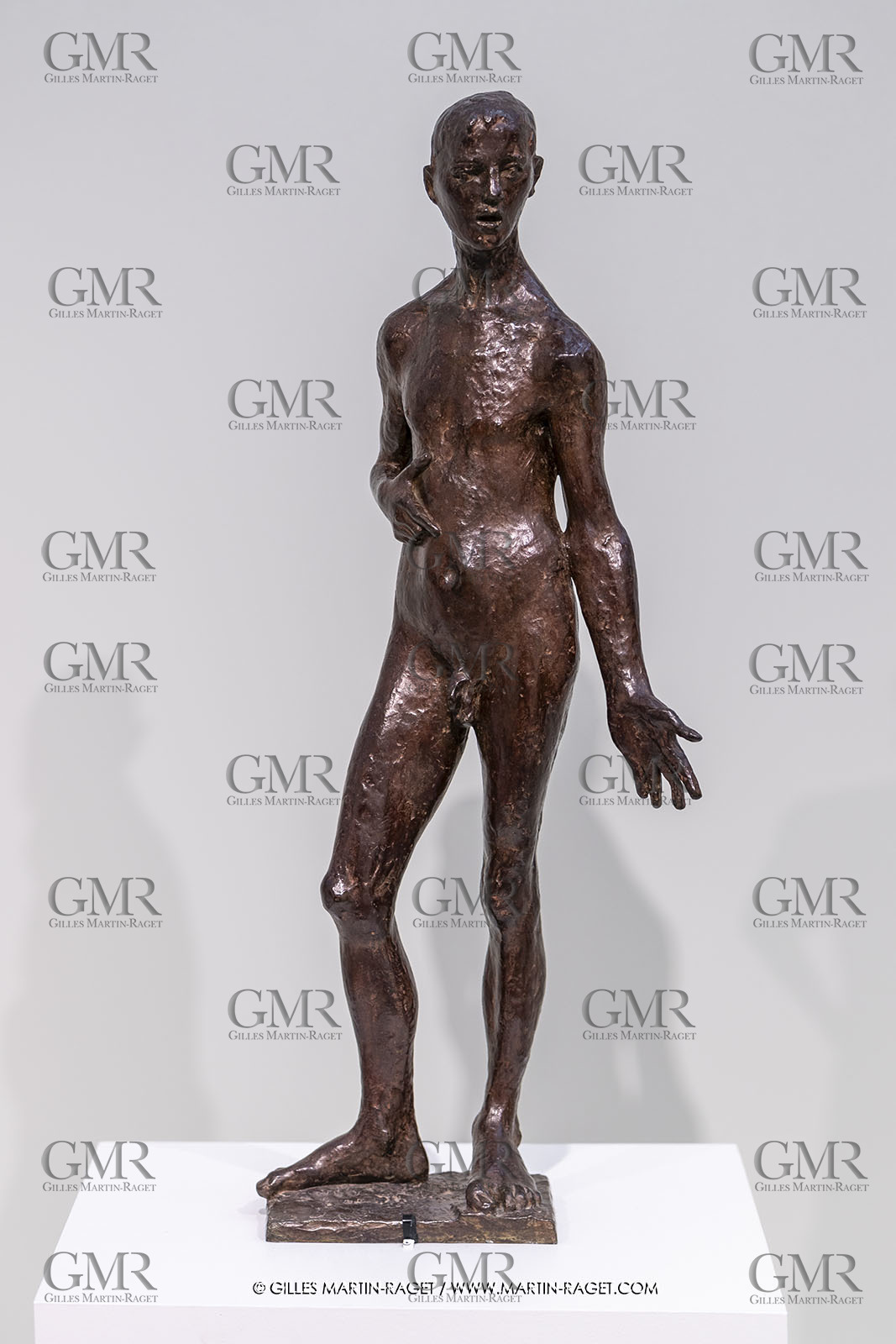30 10 2023, Montpellier (FRA), oeuvre de Germaine Richier, Exposition Centre Pompidou - Musée Fabre 2023, Juin 40 1940, Bronze patiné foncé, Fondeur : M. Pastori, Genève, 98,5 x 26 x 38,5 cm, Kunst Museum Winterthur, Winthertur