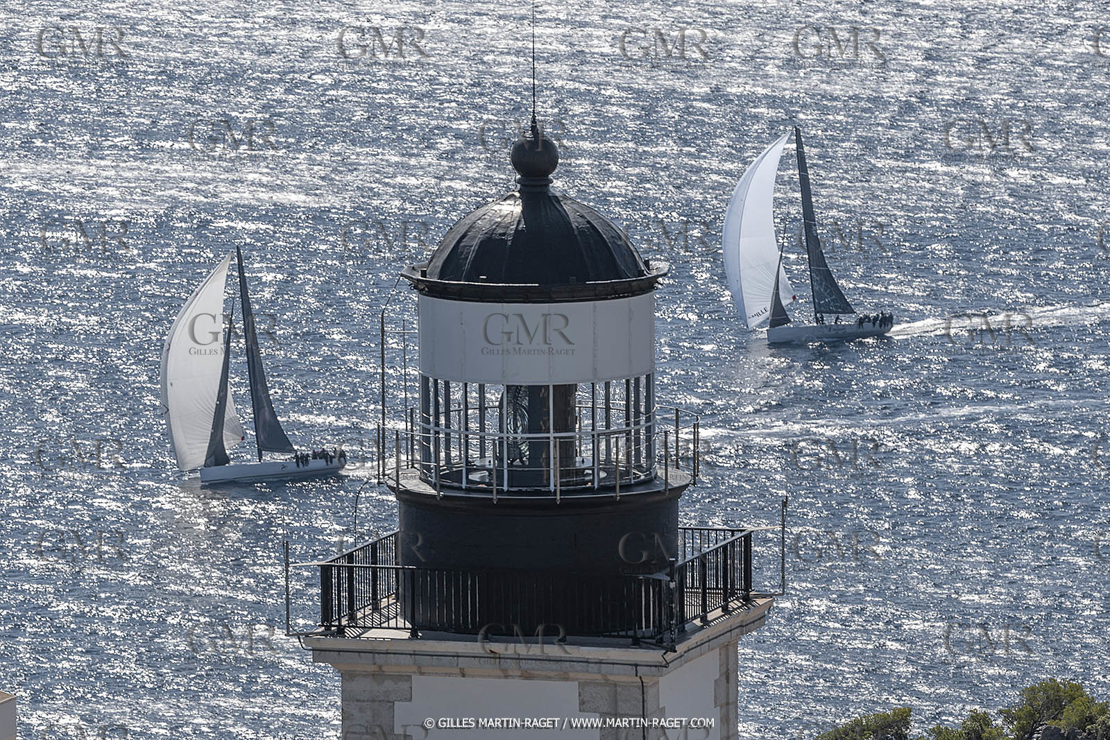 28 09 2022? Saint-Tropez,(FRA,83), Les Voiles de Saint-Tropez 2022 Régate N° 2 poup les modernes, navigation libre pour les grandes goélettes