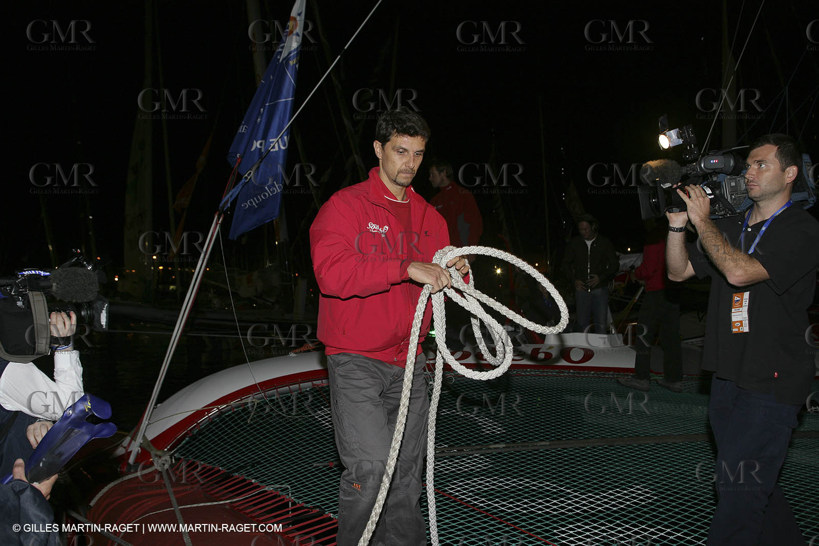27 10 2006 - Saint Malo (FRA) - Route du Rhum 2006 - Thomas Coville - Sodeb'O - Lock passage