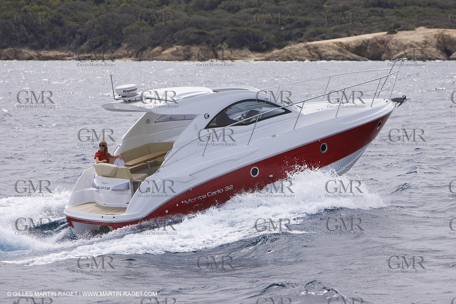 15 04 2008 - Porquerolles (Fra, 83) - Beneteau - Monte Carlo 32