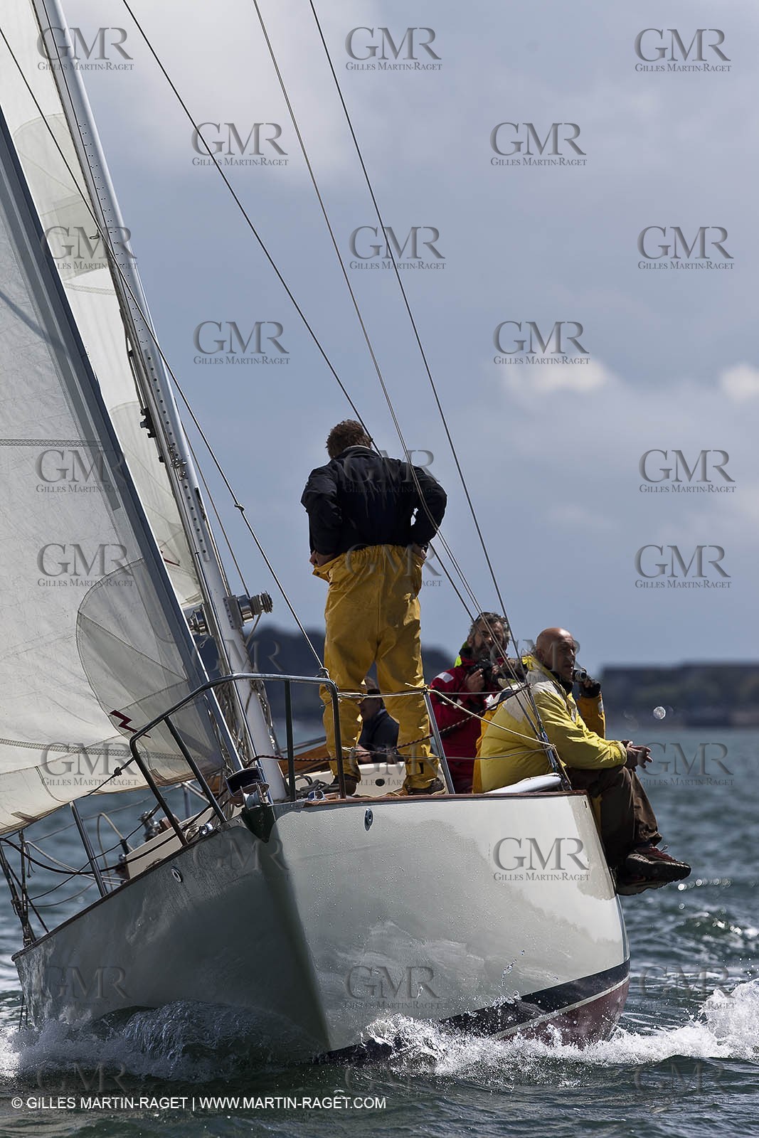 01-05-10 - Le Bono (FRA,56) - Regate Classique -Acteia II - Maica