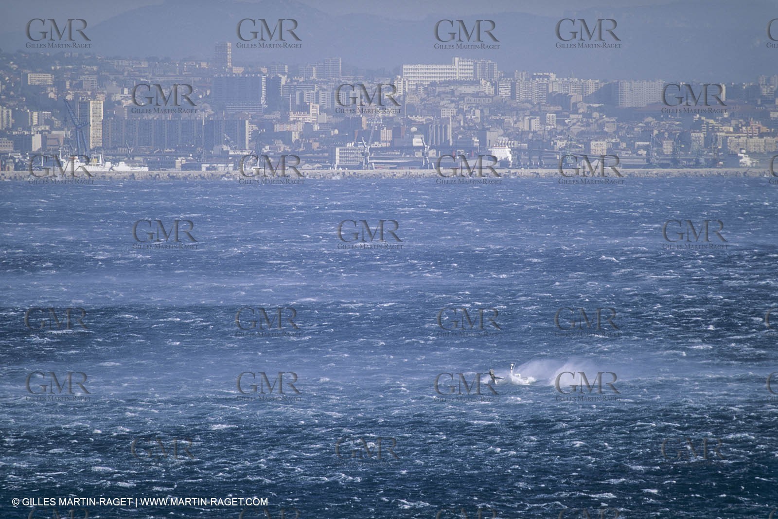 Pêche, barques, pointus, pêcheurs