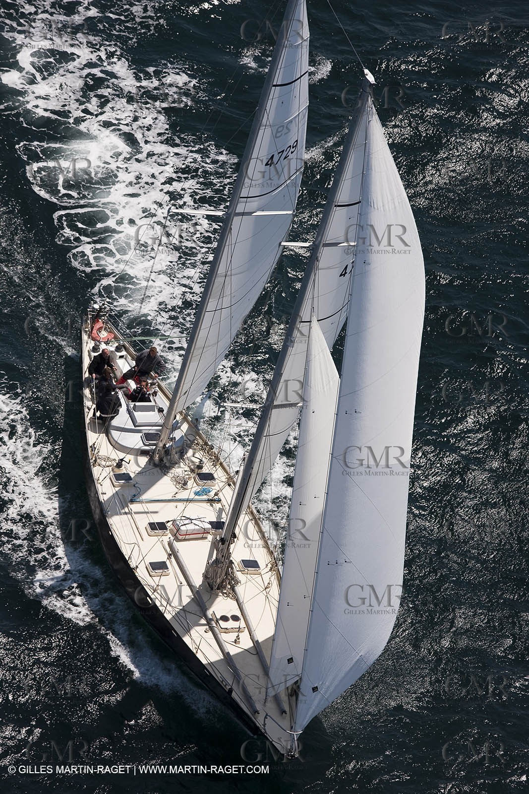 19 05 2010- Lorent- (FRA,56)  -  Pen Duick III