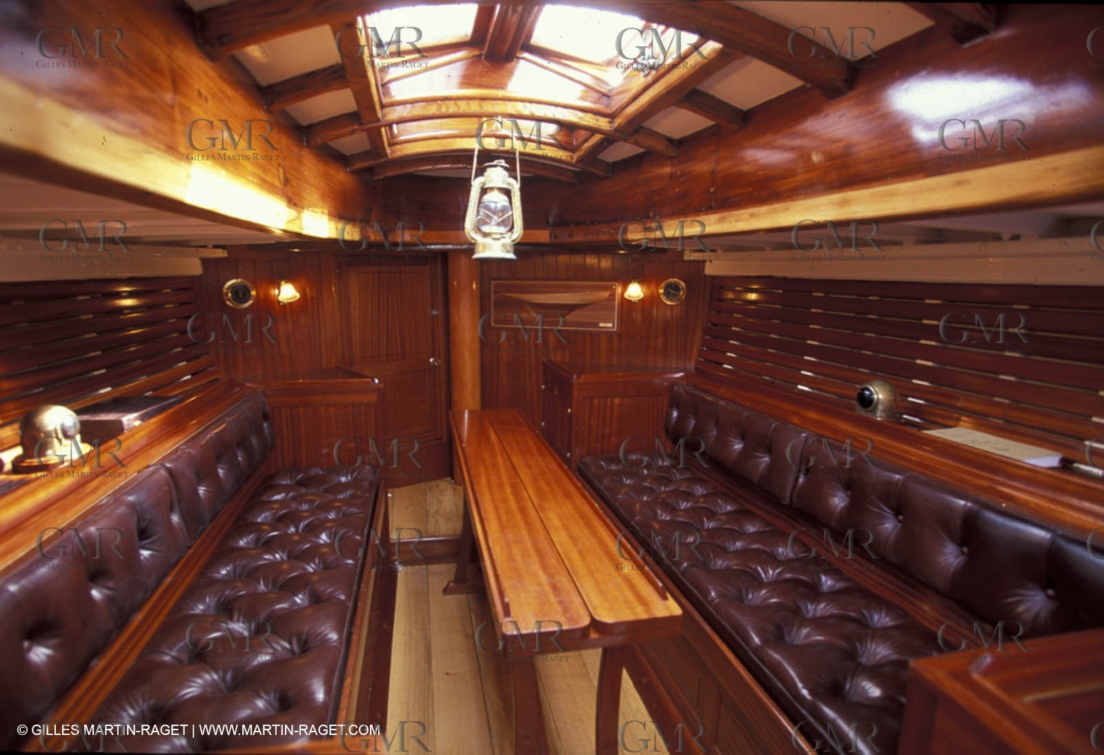 Interiors - Classic yachts