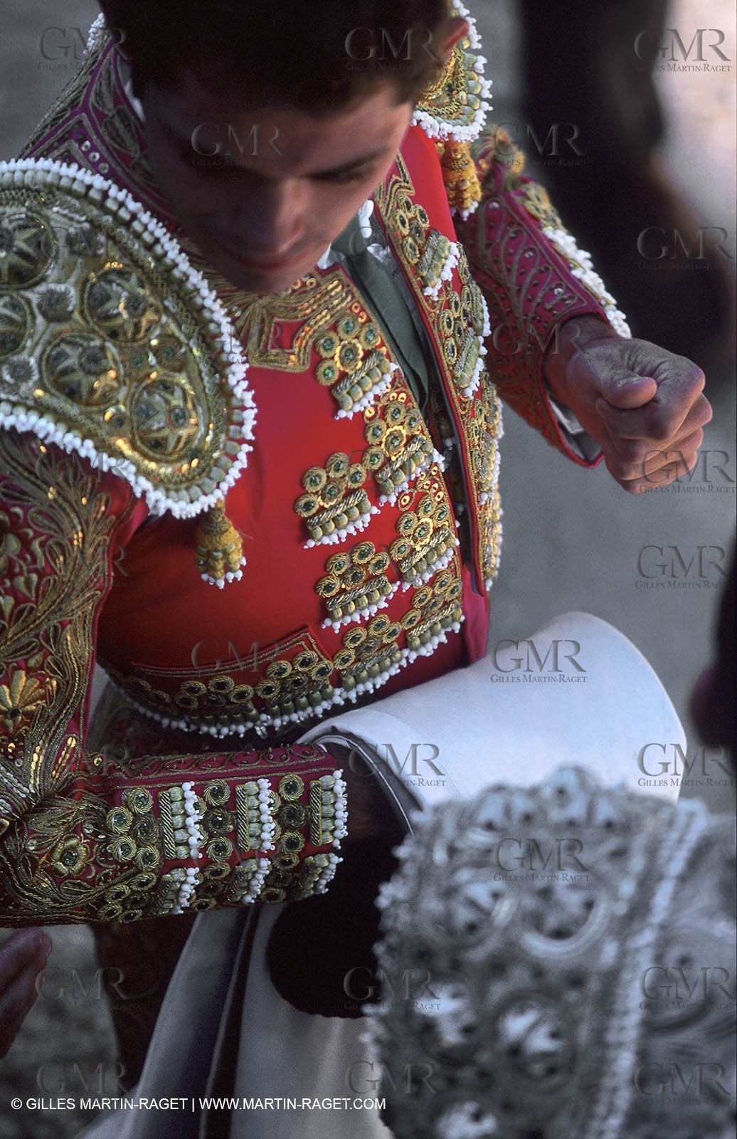 Traje de Luces (costume of light)