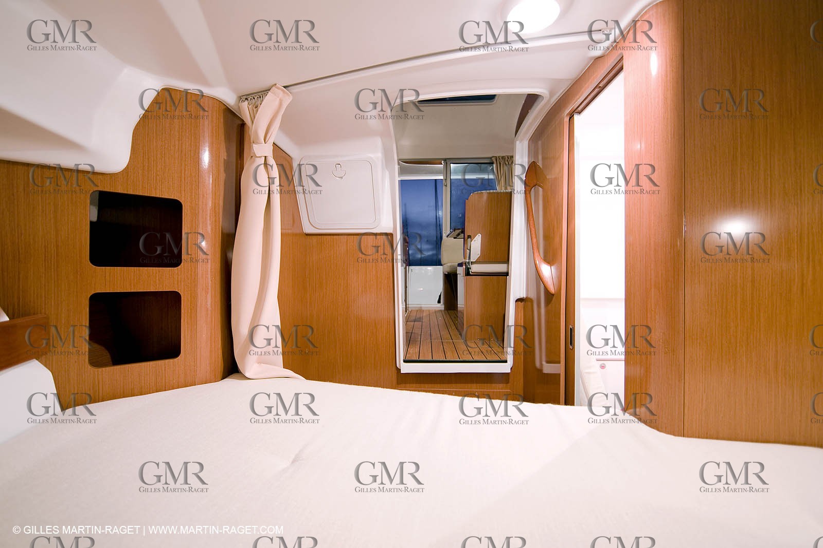 15 04 2008 - Porquerolles (Fra, 83) - Beneteau - Antares 8