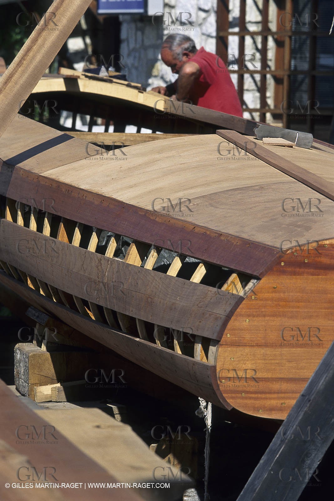 motor boats, claissc runabouts, cefit or Sagitta at Trapani boatyard (Cassis, FRA,13)