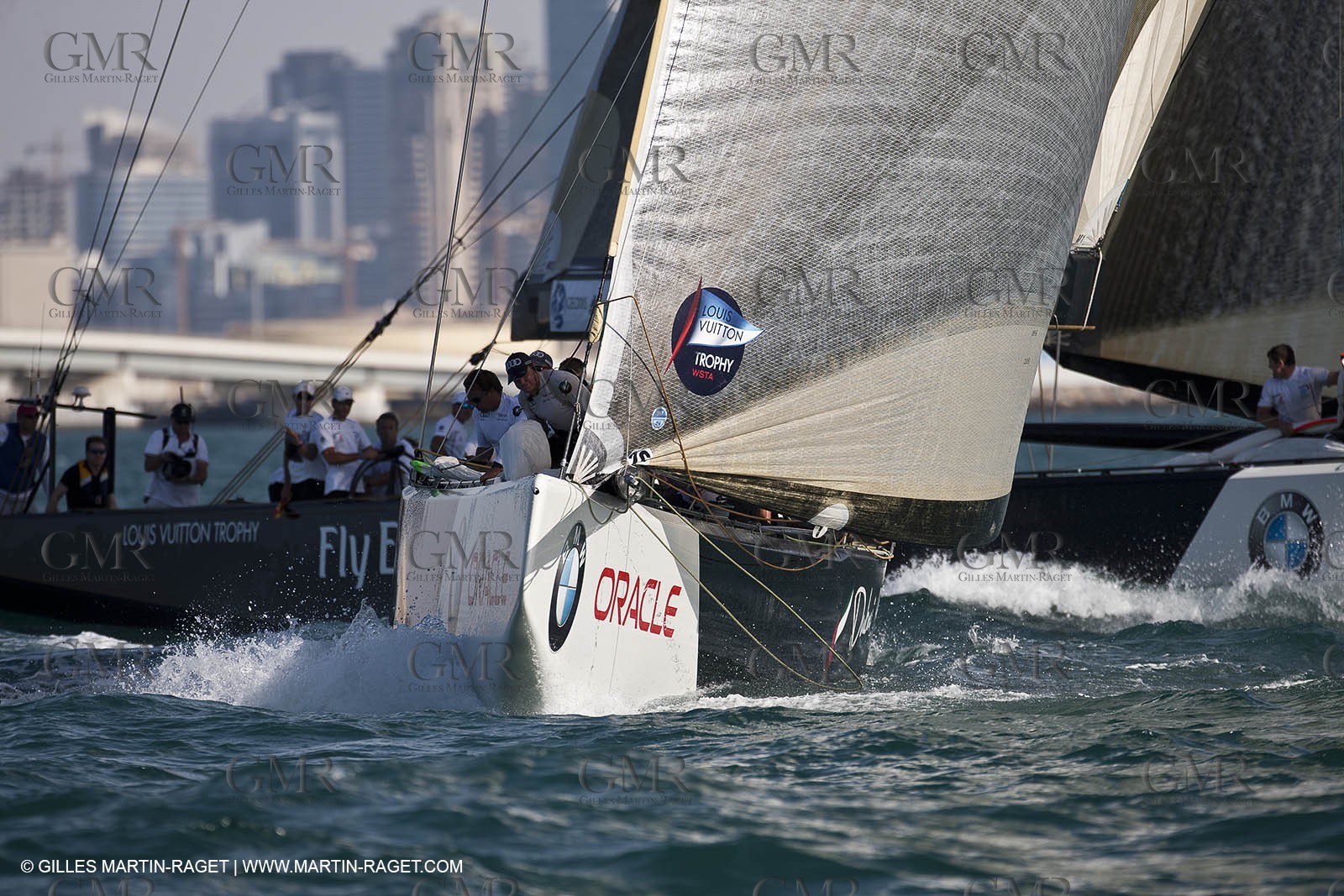 19 11 2010 - Dubai (UAE) - Dubai Louis Vuitton Trophy - Round 2 -  BMW ORACLE Racing Vs Synergy