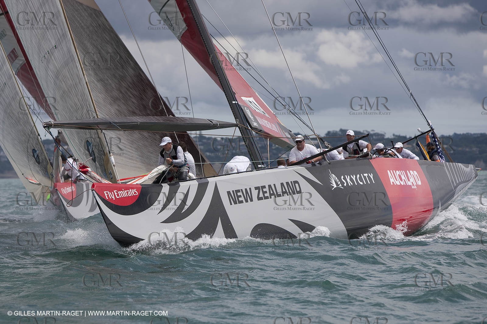 11 02 2009 - Auckland (NZL) - Louis Vuitton Pacific Series - Racing Day 11 - sail off