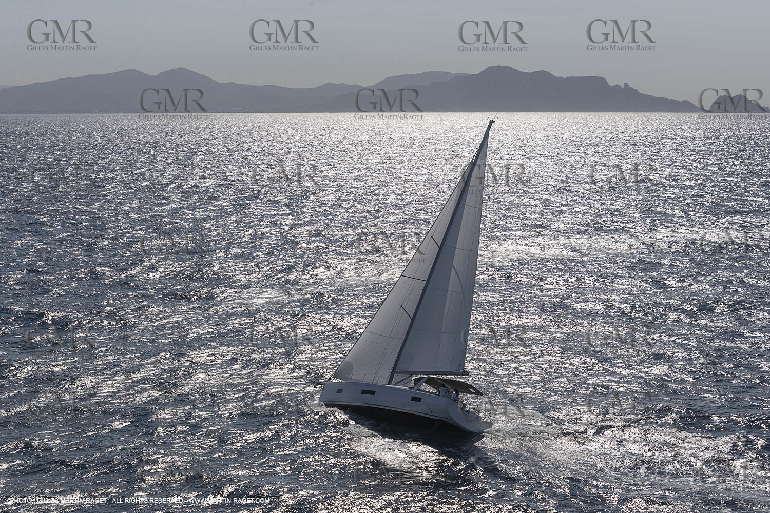 07 07 2020, Marseille (FRA,13) Beneteau Oceanis Yacht 54