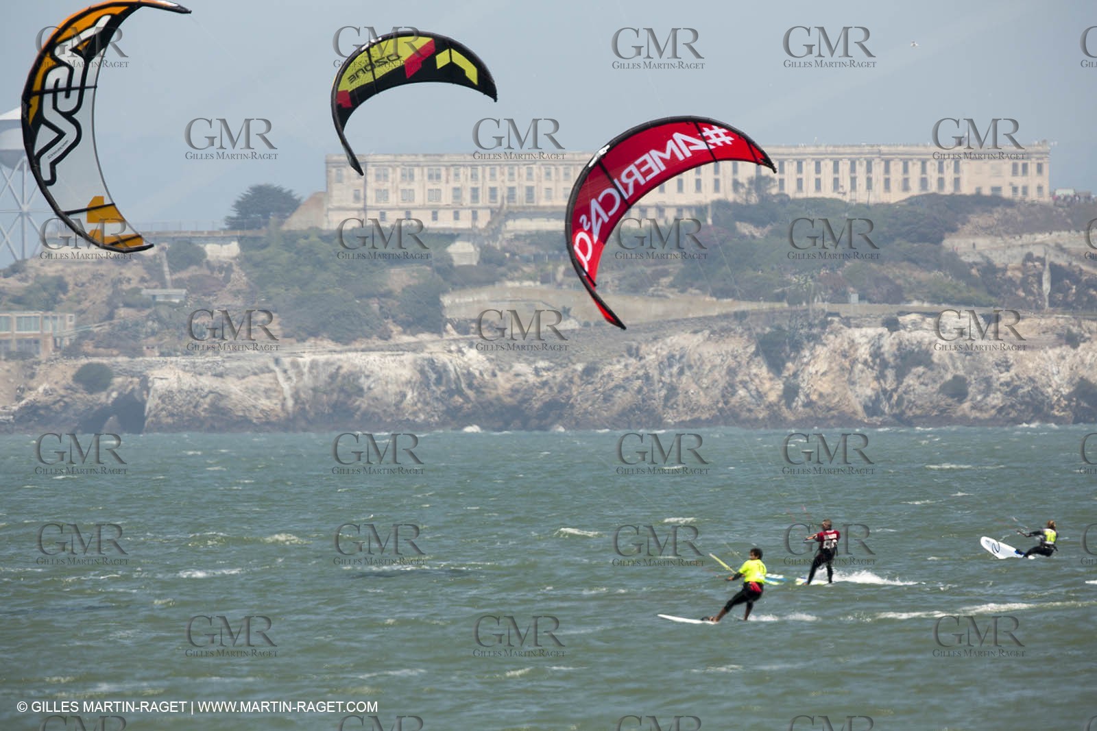 19 07 2013 - San Francisco (USA,CA) - 34th America's Cup - AC Open - Kite Surf contest at Crissie Field