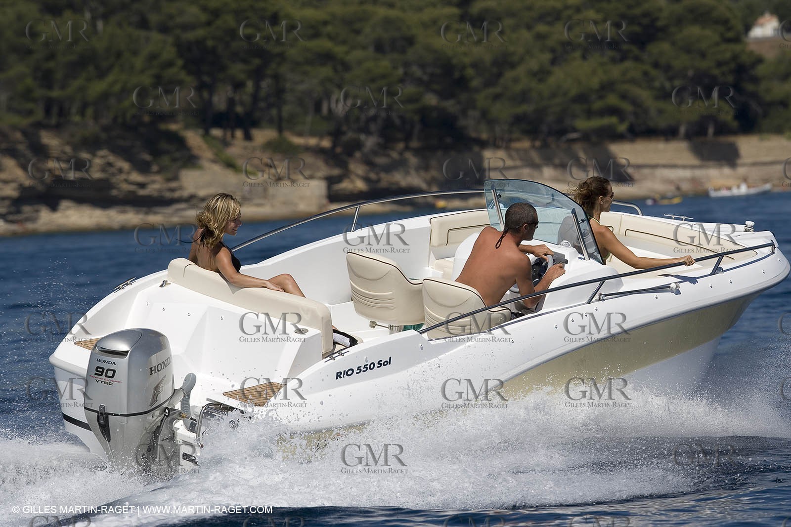 Motor boat running