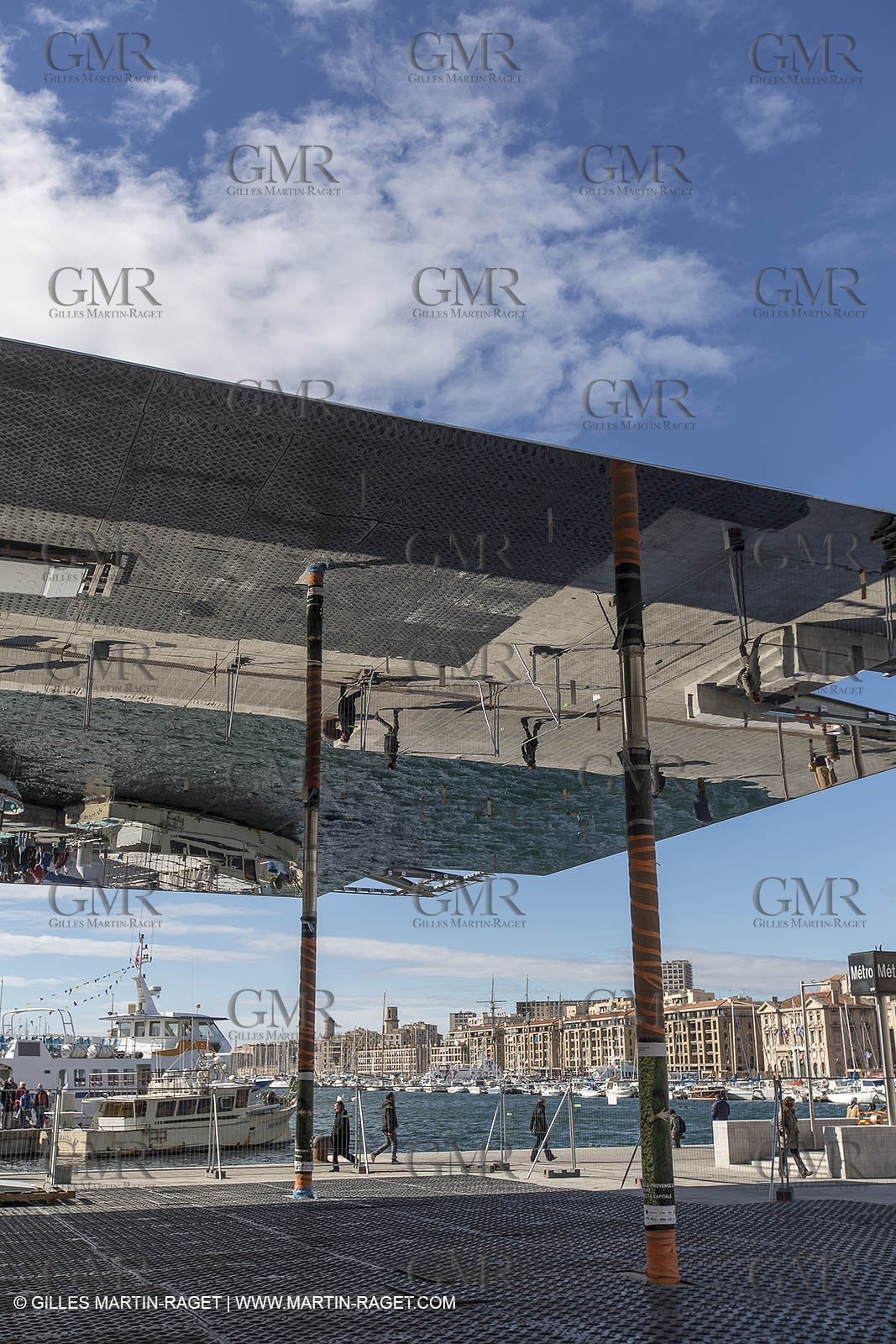 04 02 2013 - Marseille (FRA,13) - Vieux Port (historical port) refit - Works on the shadow maker