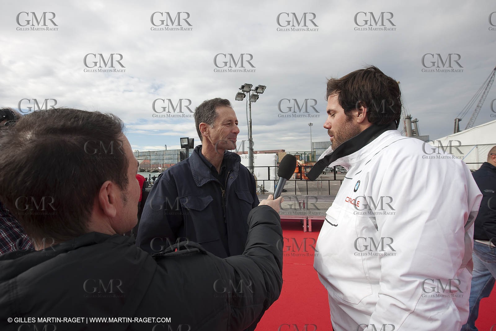 06 02 2010 - Valencia (ESP) - 33rd America's Cup - BMW ORACLE Racing - Day off 1 - Getting the yacht ready