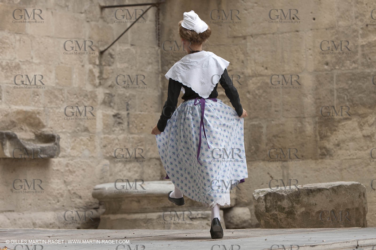 04 07 2010 - Arles (FRA,13) - Costum fest 2010