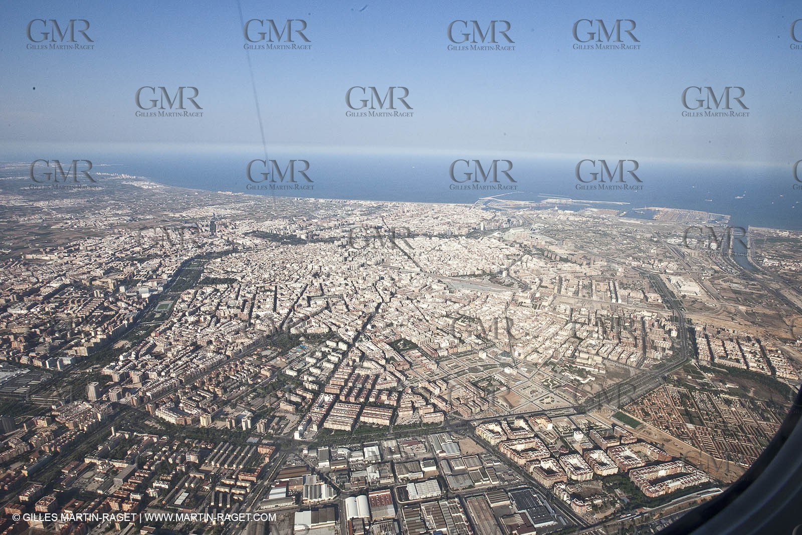 02 08 2010 - Cowes (UK, IOW) 1851 Cup -  BMW ORACLE Racing - From Valencia to Cowes.