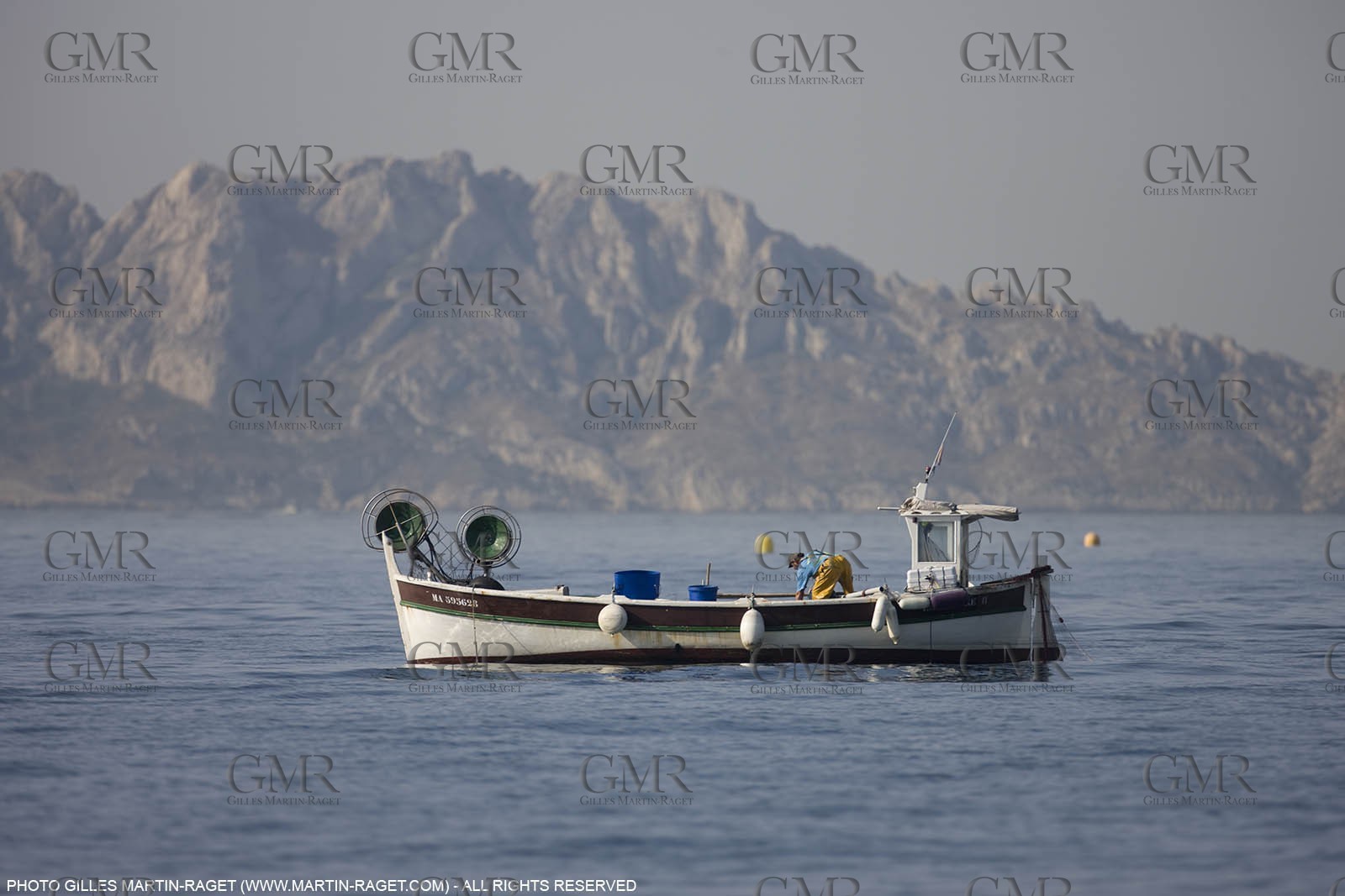 20 06 2008 - Marseille (FRA, 13) - Cruising among the local islands and creeks