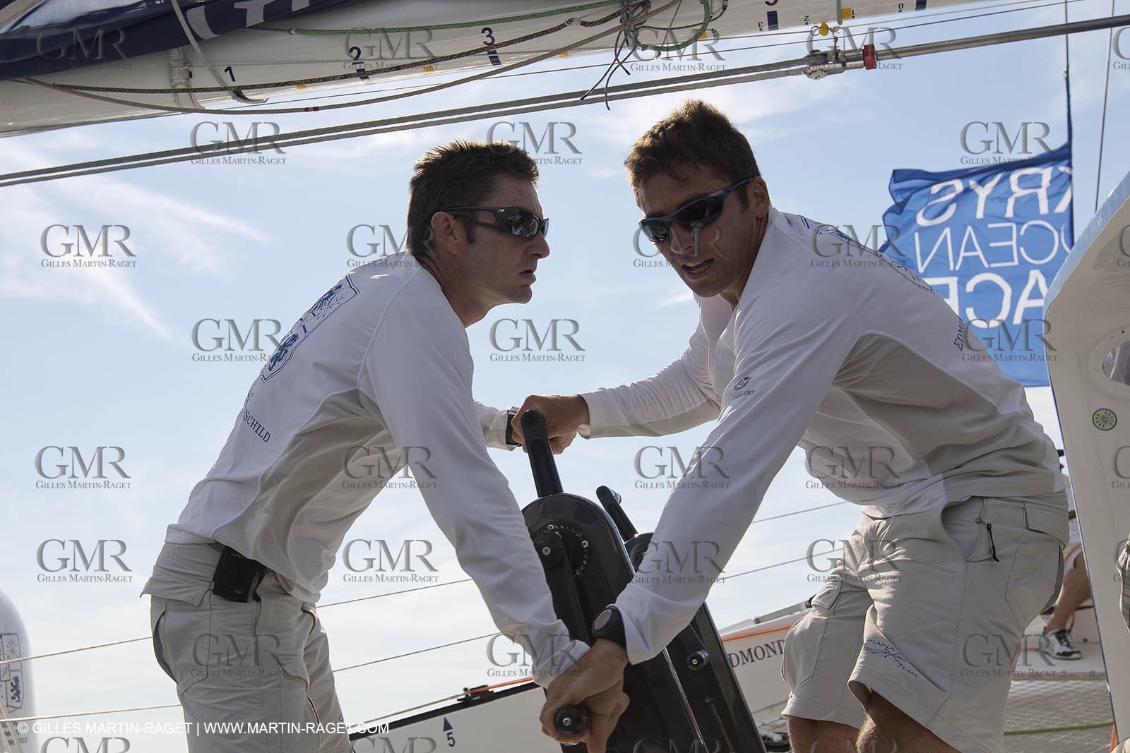 05 07 2012 - New York (USA) - Ocean Krys Race - Speed runs in fornt of NY city