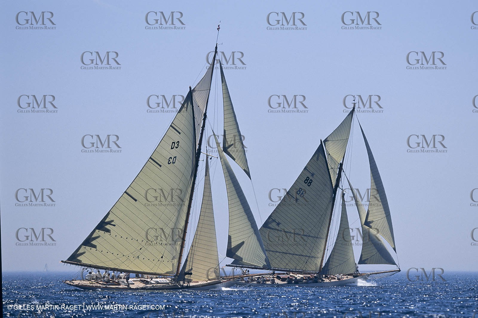 Marseille, Voiles du Vieux Port, Tuiga, Moonbeam