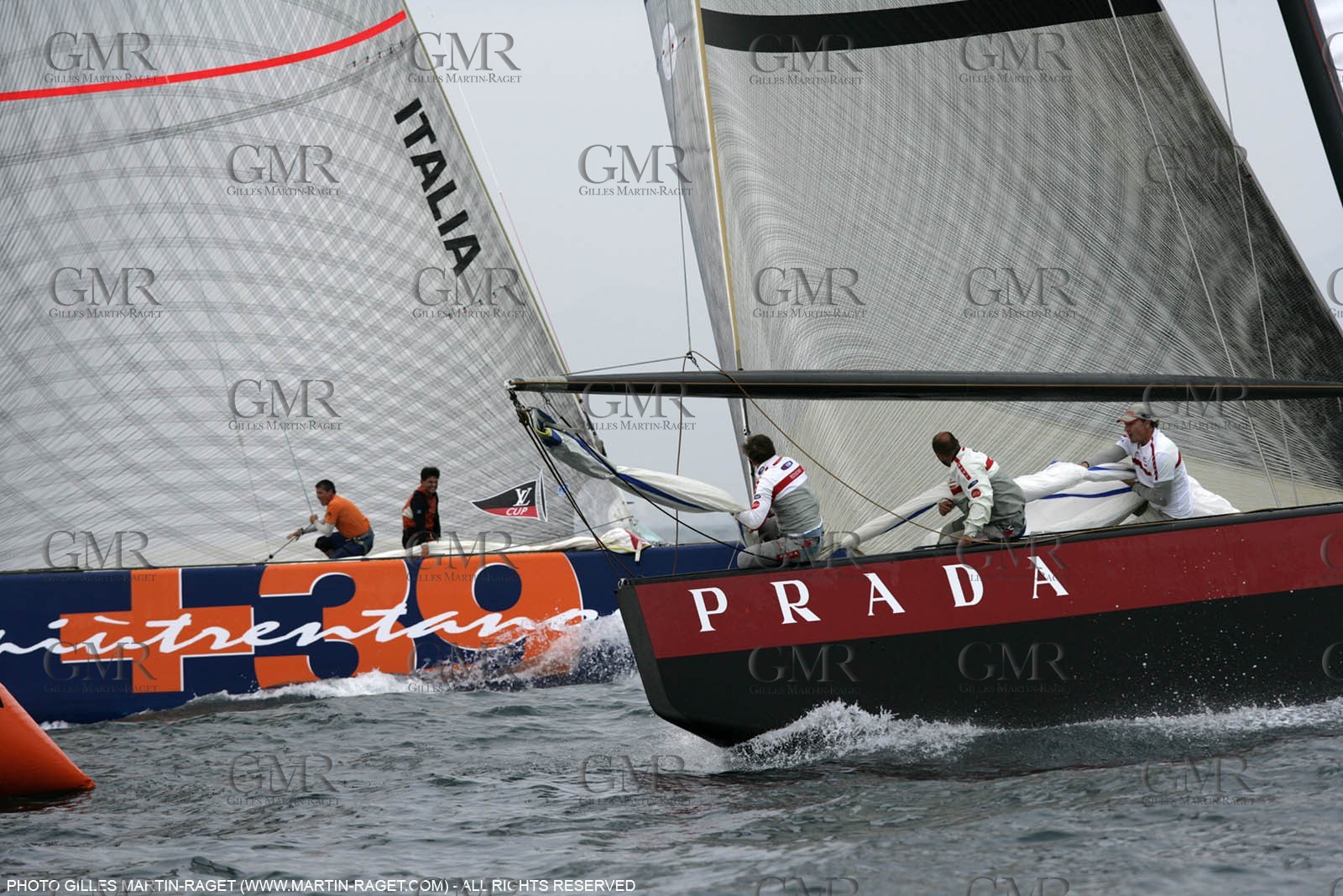 25 04 2007-Valencia (Spain)- 32nd America's Cup - Louis Vuitton Cup - RR1 - Day 10 - BMW ORACLE Racing