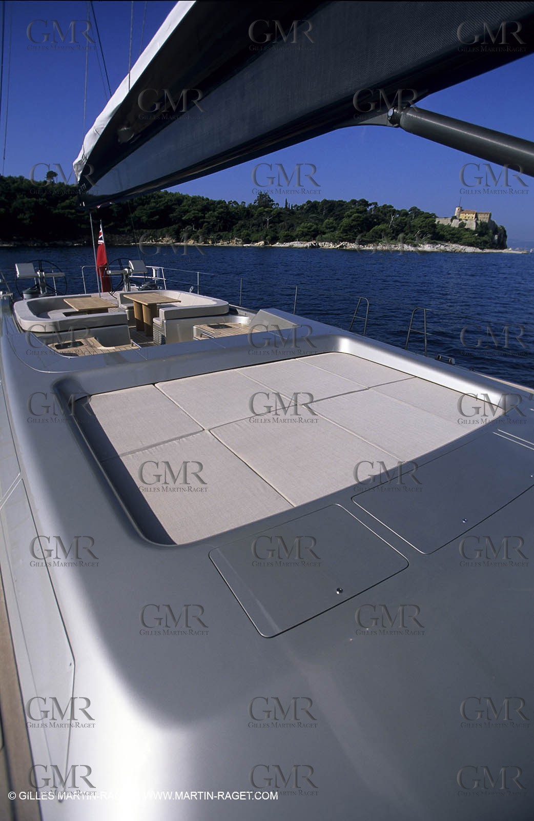 Sail - Cruising - Deck