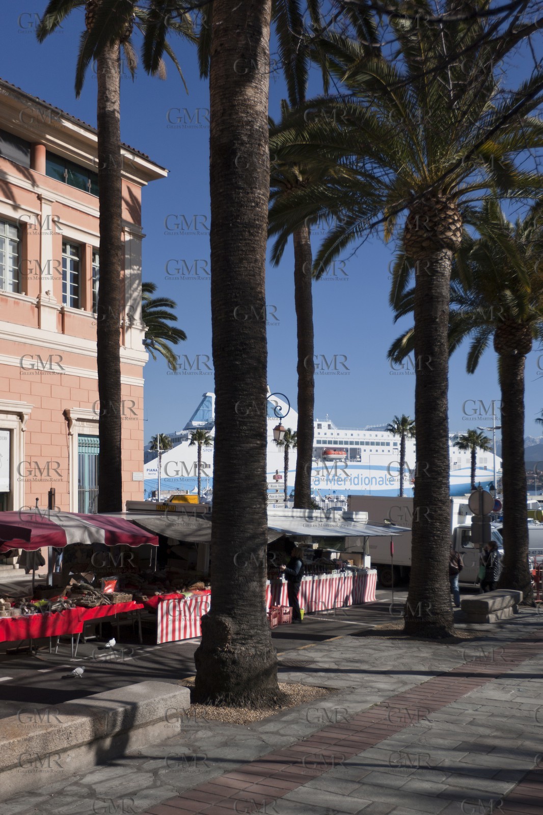 16 02 2012 - Ajaccio (FRA, Corse) -  La Méridionale shipping company- Piana at Ajaccio