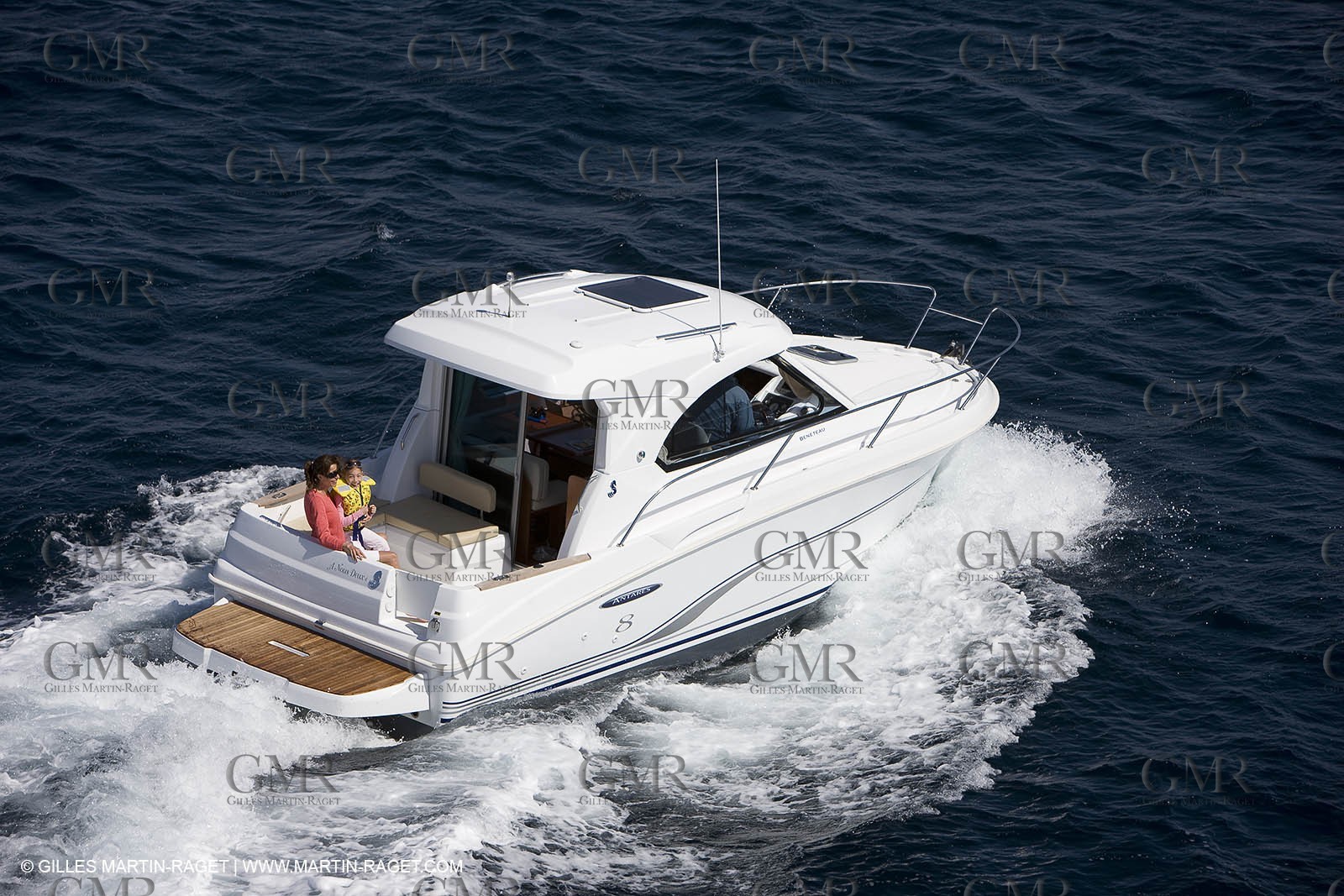 15 04 2008 - Porquerolles (Fra, 83) - Beneteau - Antares 8