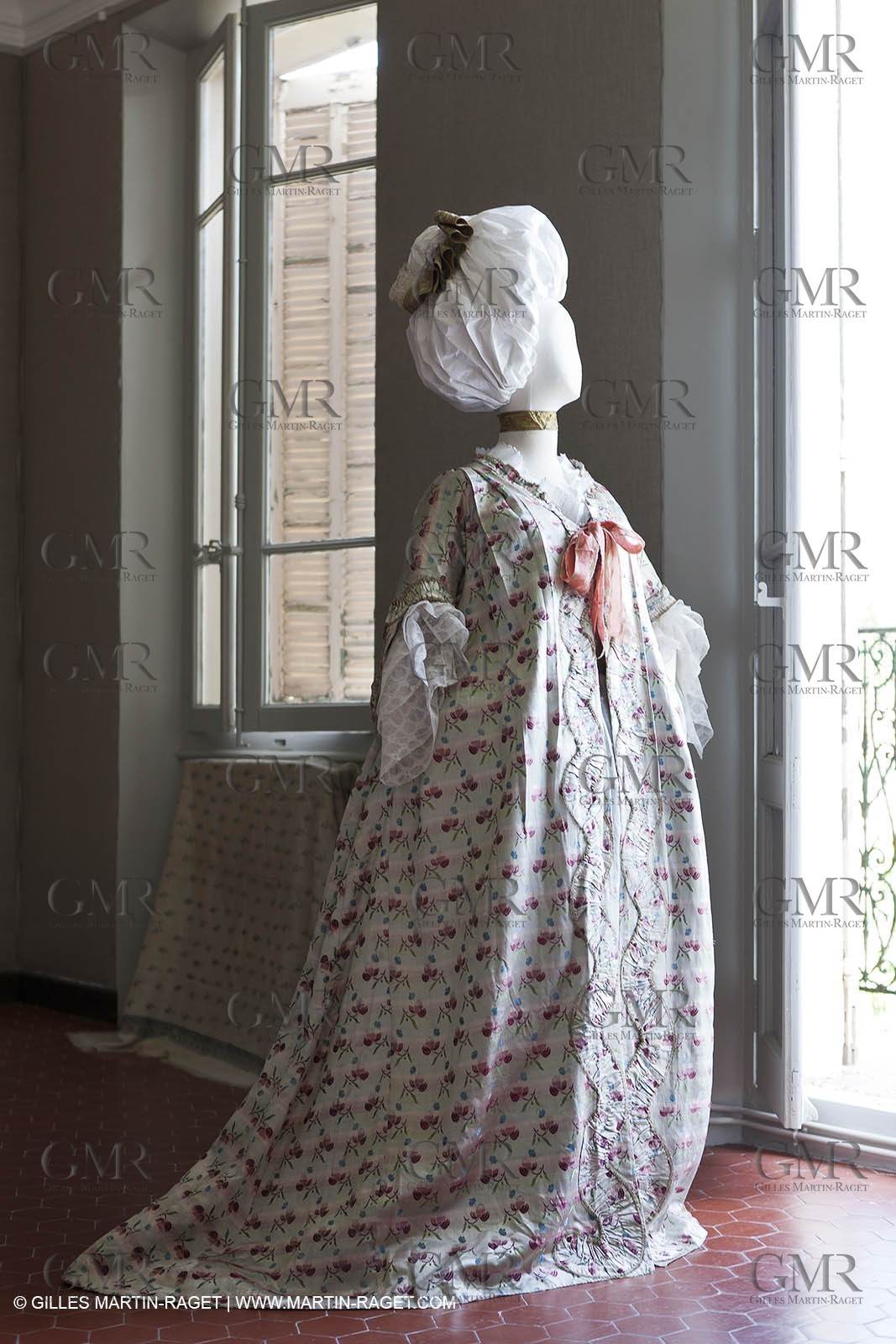 06 07 2012, Toulon (FRA,83), Villa Rozemaine, exhibition 'Fashion Dresses