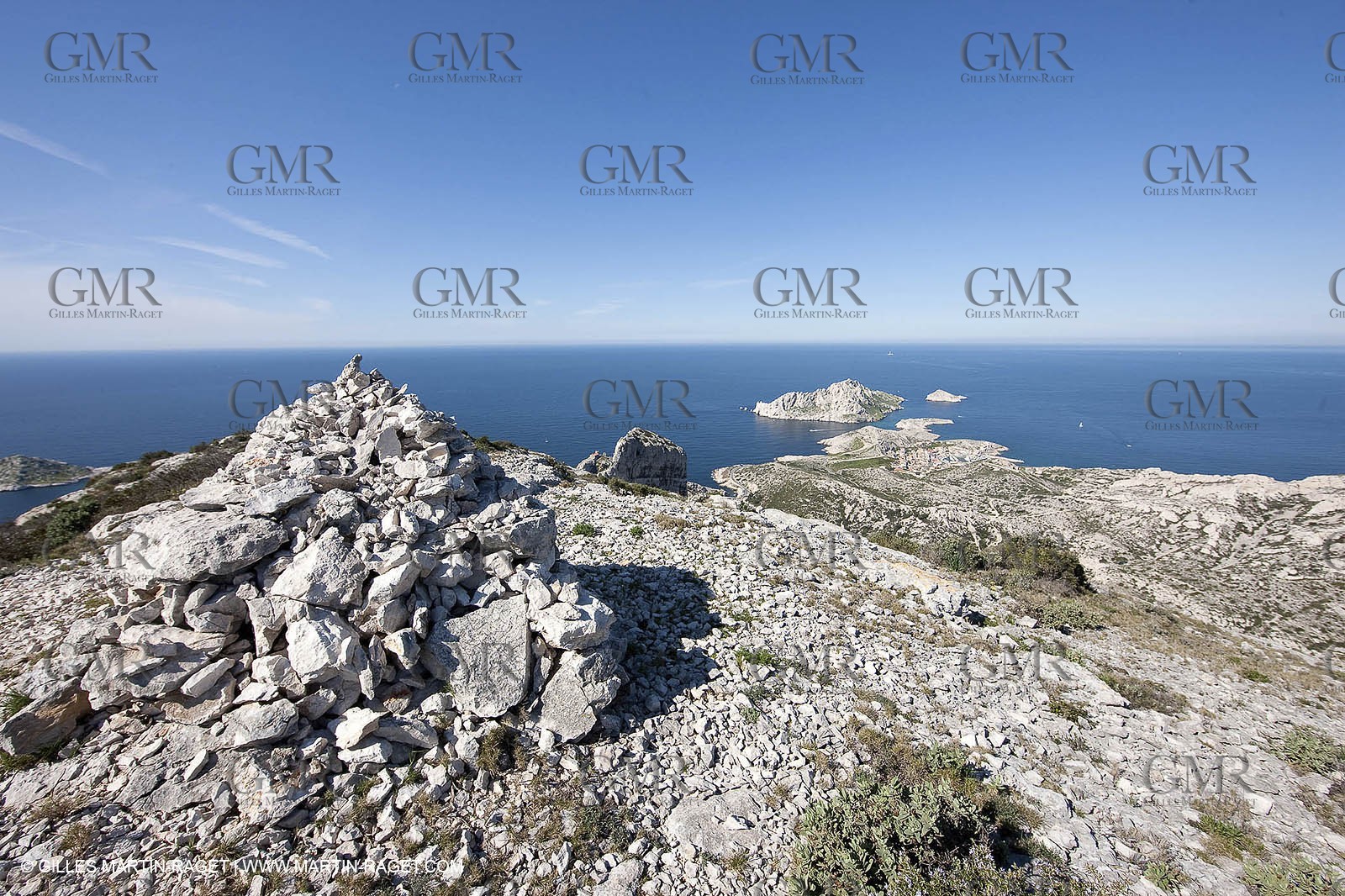 18 04 2009 - Marseille (FRA, 13) - Les Calanques - Rocher de St Michel summit