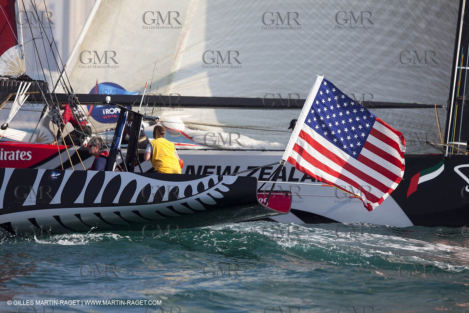 21 11 2010 - Dubai (UAE) - Dubai Louis Vuitton Trophy -  Round 2 - BMW ORACLE Racingg Vs Emirates Team New Zealand