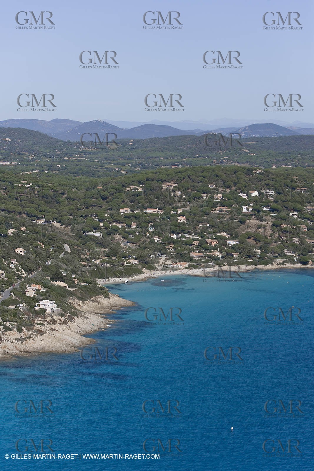 06 09 2007 - Saint Tropez (FRA, 83) - Superyachts - Motoryachts - Mangusta 92 Triple Fun in Saint Tropez - Mooring at Club 55 at Pampelonne Beach