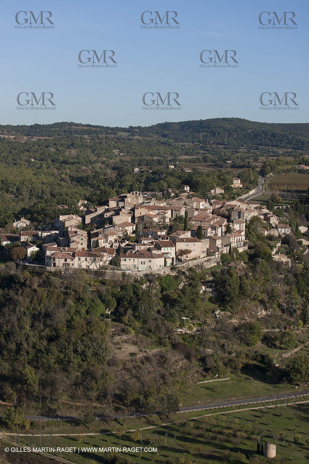 29 10 2012 - Grambois (FRA,84) - Luberon  seen from above